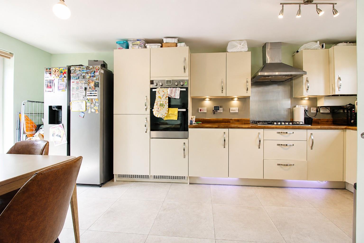 Greenkeepers Road, Great Denham, Bedford